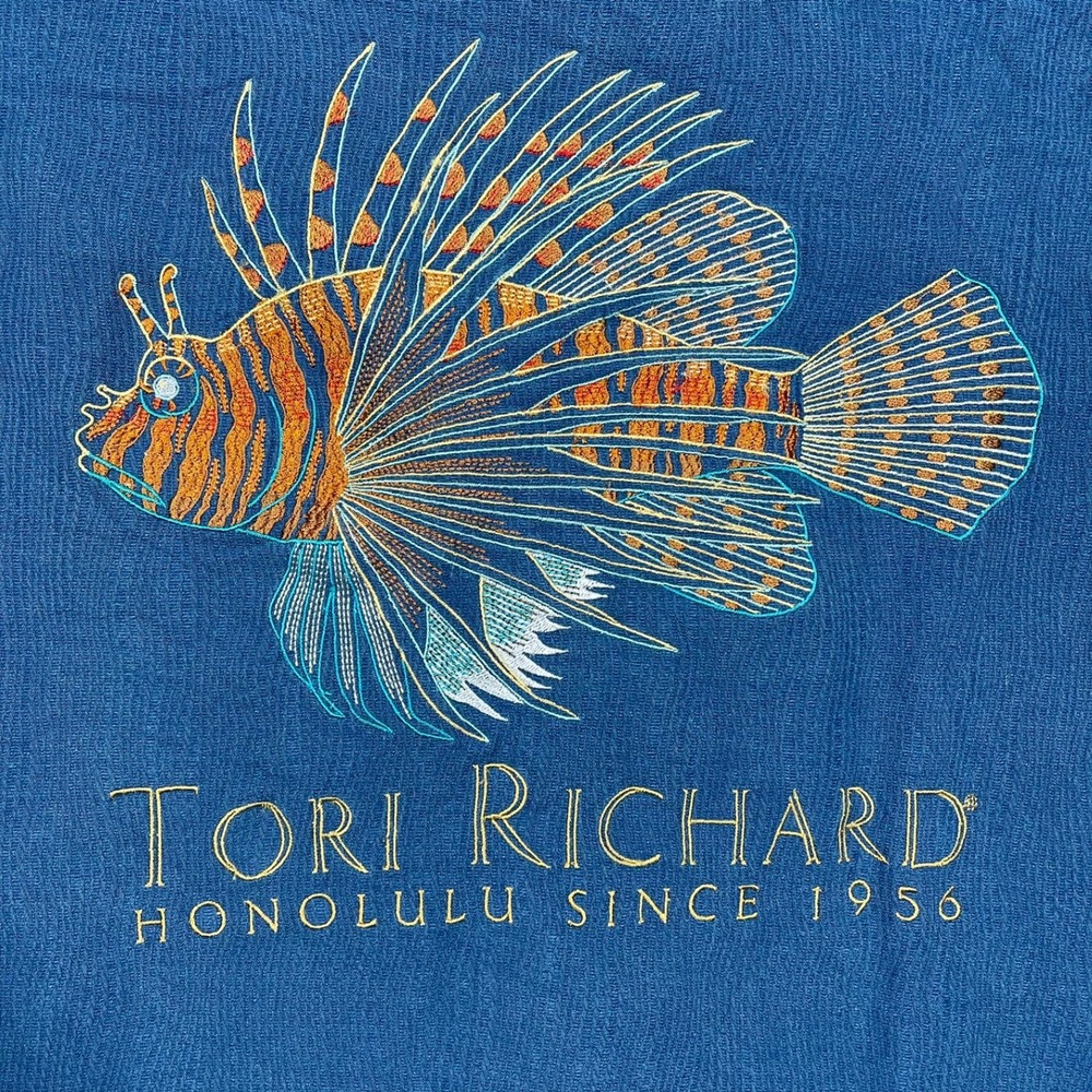 VTG Tori Richard Embroidered Lionfish Silk Button Up Honolulu Fishing Men's XL
